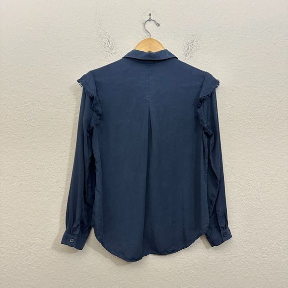 ANTHROPOLOGIE CLOTH & STONE L/S Frayed Ruffle Button Down Shirt in Navy - Picture 5 of 10